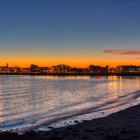 Salthill Village 3 Bed Apartment Galway Eksteriør billede