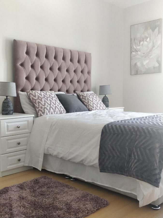 Salthill Village 3 Bed Apartment Galway Eksteriør billede